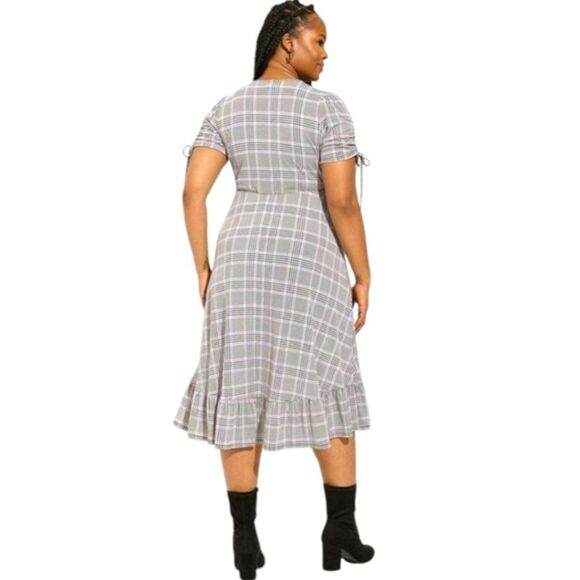 TORRID PLUS SIZE Purple, Black & White Plaid Wrap Dress 3X - Picture 12 of 16